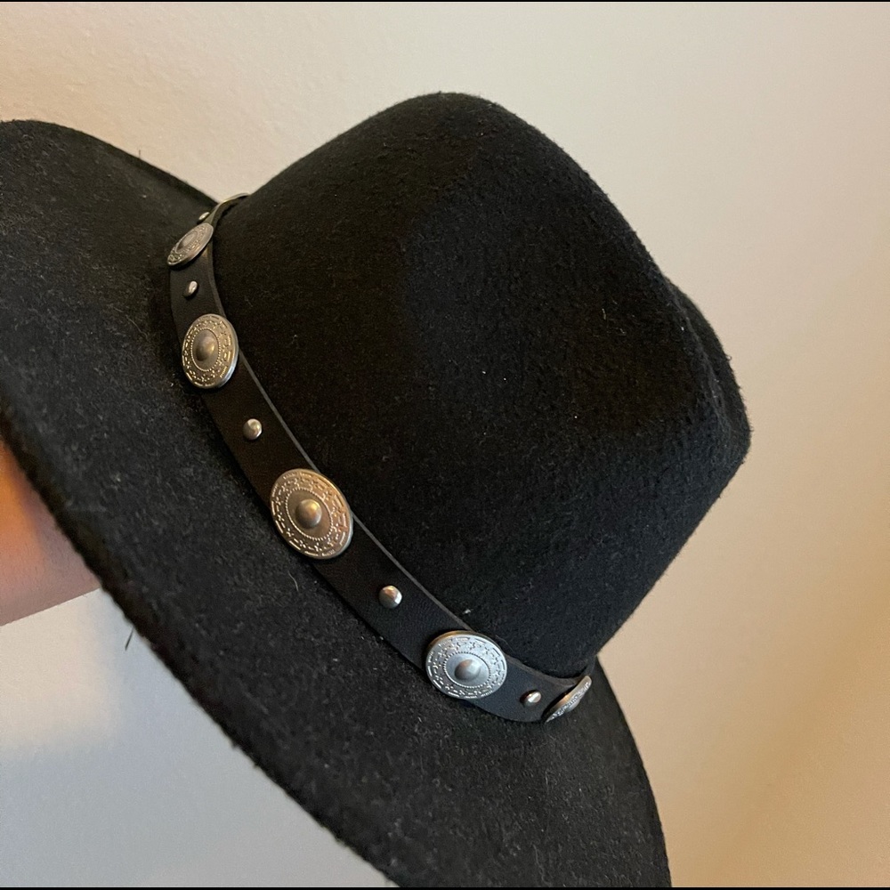 Black hat